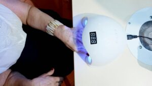 5 Best LED Nail Fungus Therapy Devices in 2026